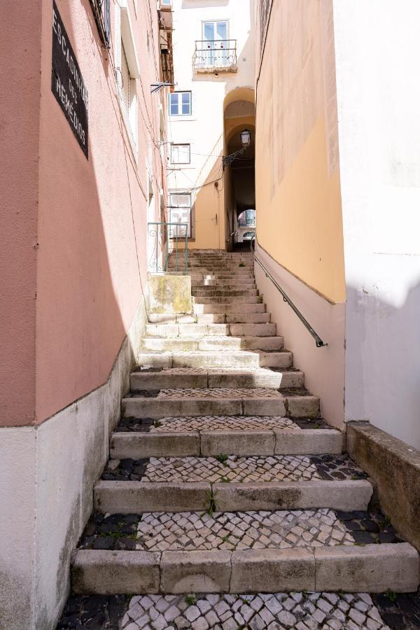 Alfama Nest Apartment Lisbon Luaran gambar
